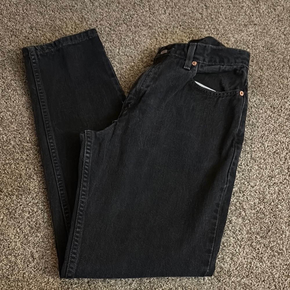 Levi's Black High-Rise Straight Jeans